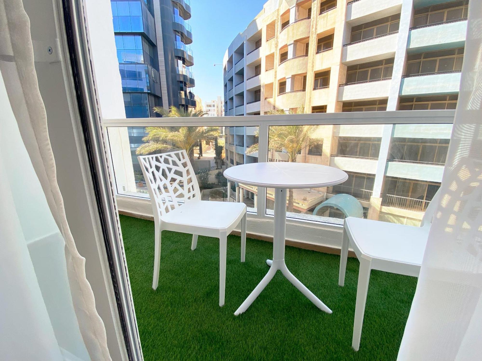 Miami Apartments San Ġiljan Exterior foto